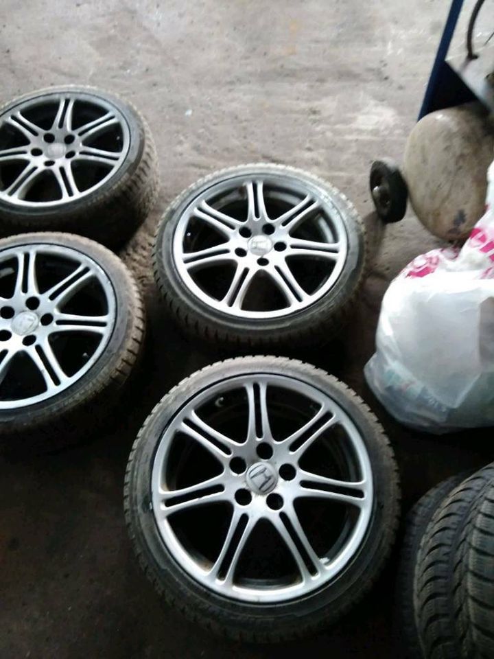 Honda civic type r 5x114,3 Alufelgen 205 45 17 in Belm