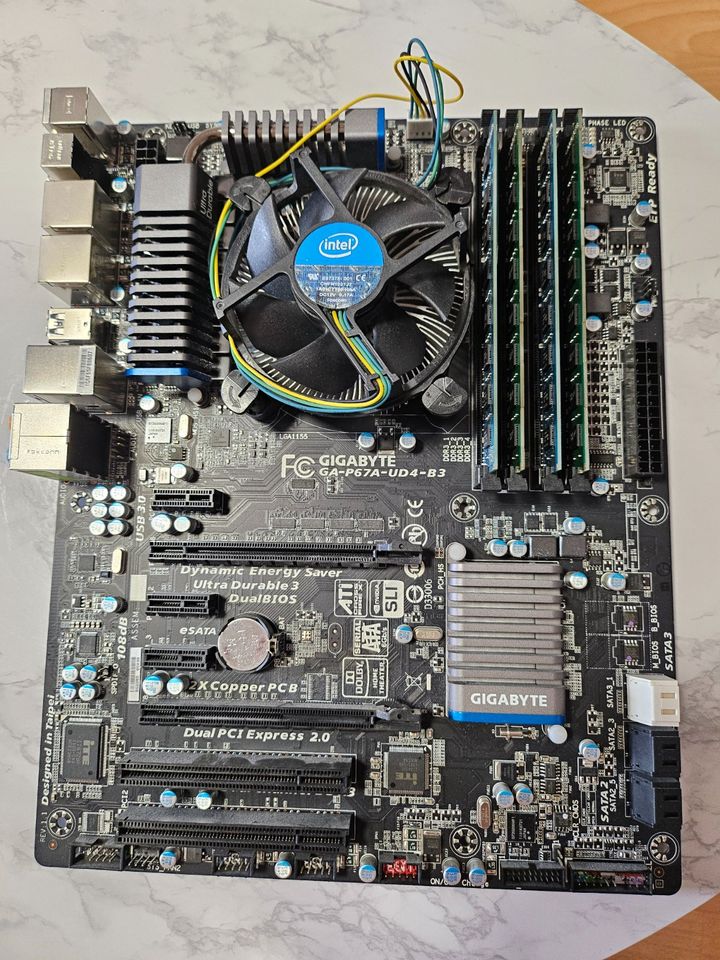 Mainboard CPU Bundle Intel i7 2600k 8 GB  RAM Gigabyte in Altötting