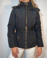 H&M Winterjacke Daunenjacke Jacke Schwarz mit Gürtel Gr XS Nordrhein-Westfalen - Sankt Augustin Vorschau