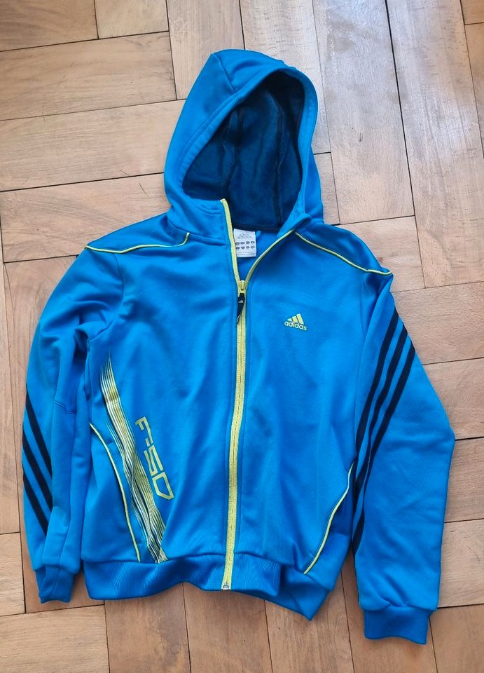 Adidas Trainingsjacke Gr 152 - wie neu in Balingen