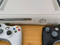 Xbox 360 60gb + 2 joysticks Hessen - Wettenberg Vorschau