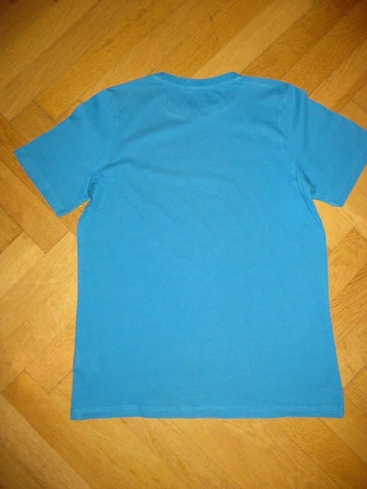 T-Shirt "Ocean side place for surfing"  Gr. 152/164 in Stuttgart