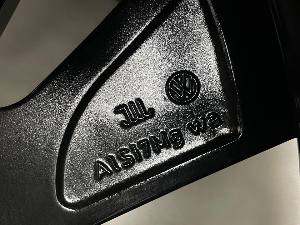 ORIGINAL VW 19 ZOLL GOLF 8  ADELAIDE 5H0601025R FELGEN SOMMER in Hainburg