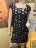 Heine Kleid Größe 34 Hessen - Altenstadt Vorschau