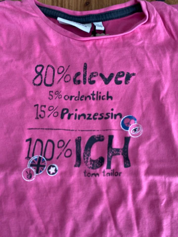 Markenpaket mit pinken T-Shirts in Größe 104 in Handewitt