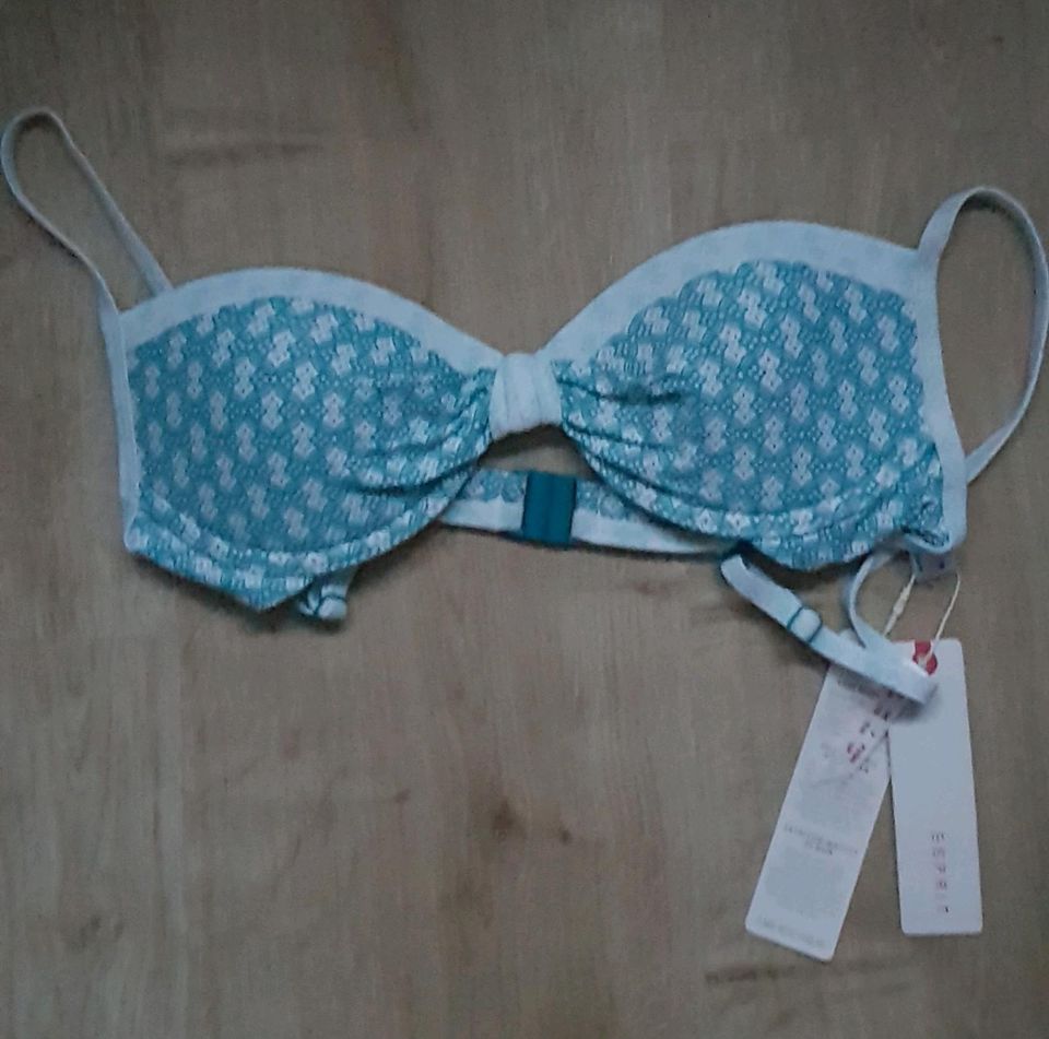 NEU!!! ESPRIT Bikini BH Gr.S in Düsseldorf