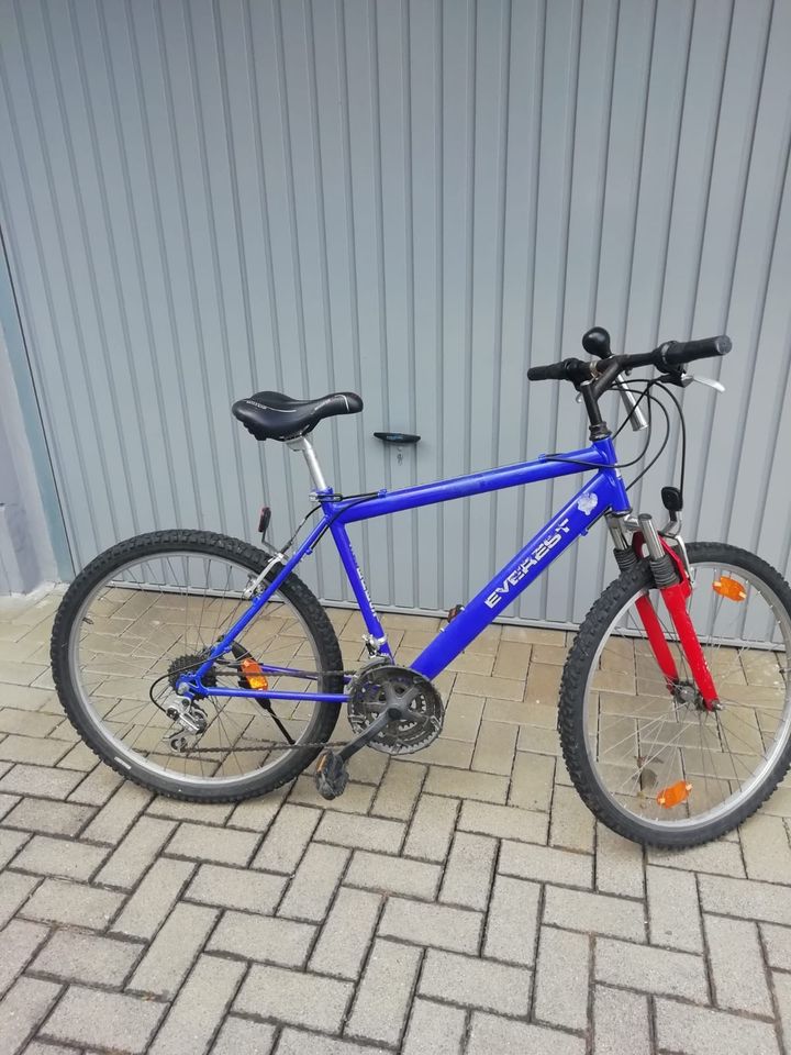 Herren Fahrrad Mountain Bike  26 er in Liebschützberg