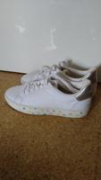 Esprit Stoffschuhe weiß Sneaker Größe 39 dots Punkte Frankfurt am Main - Nieder-Eschbach Vorschau