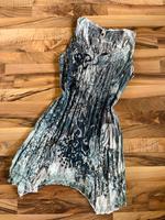 Tredy Kleid mit Muster und Glitzersteinchen Nordrhein-Westfalen - Lage Vorschau