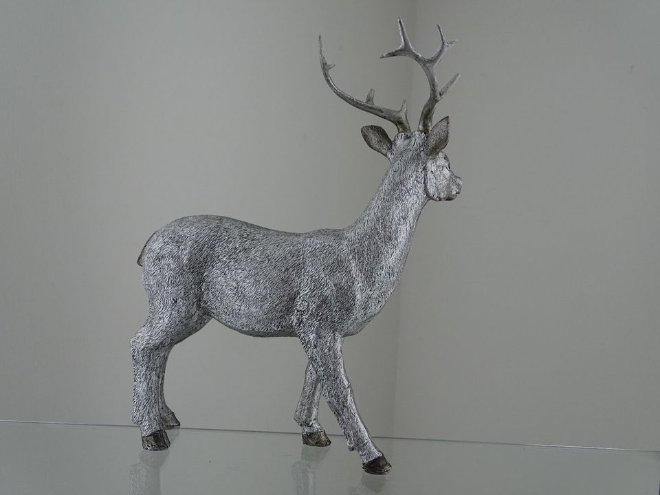 Weihnachten Advent Hirsch stehend Dekofigur silber 22 cm Neuware in Wiesbaden