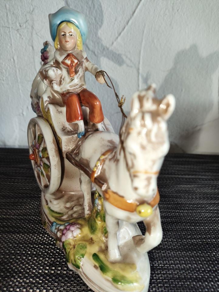 DDR Figurine Kutsche, Porzellan, Gräfenthal Marke, nummeriert in Lemförde