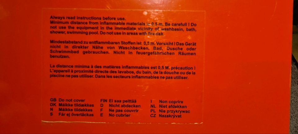 Heizlüfter-400V-Neuwertig-mit 10 Meter Verlängerung +Stecker in Düsseldorf