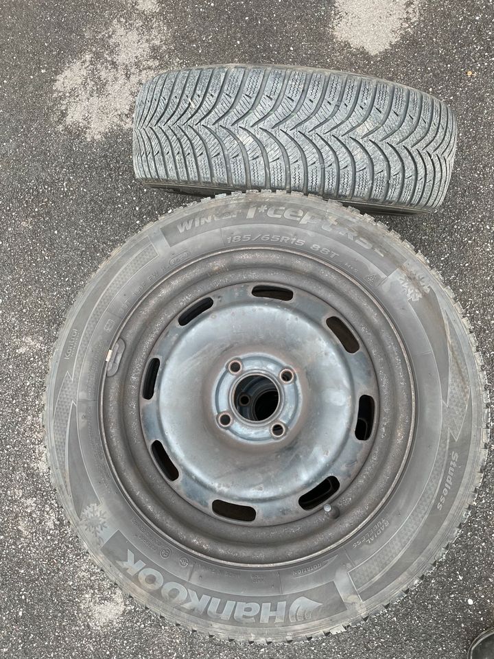 Winterreifen mit Stahlfelgen 185/65 R15 in Völklingen