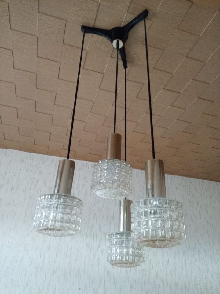 Pendelleuchten 70er Jahre Lampe fürs Wohnzimmer in Frankfurt am Main