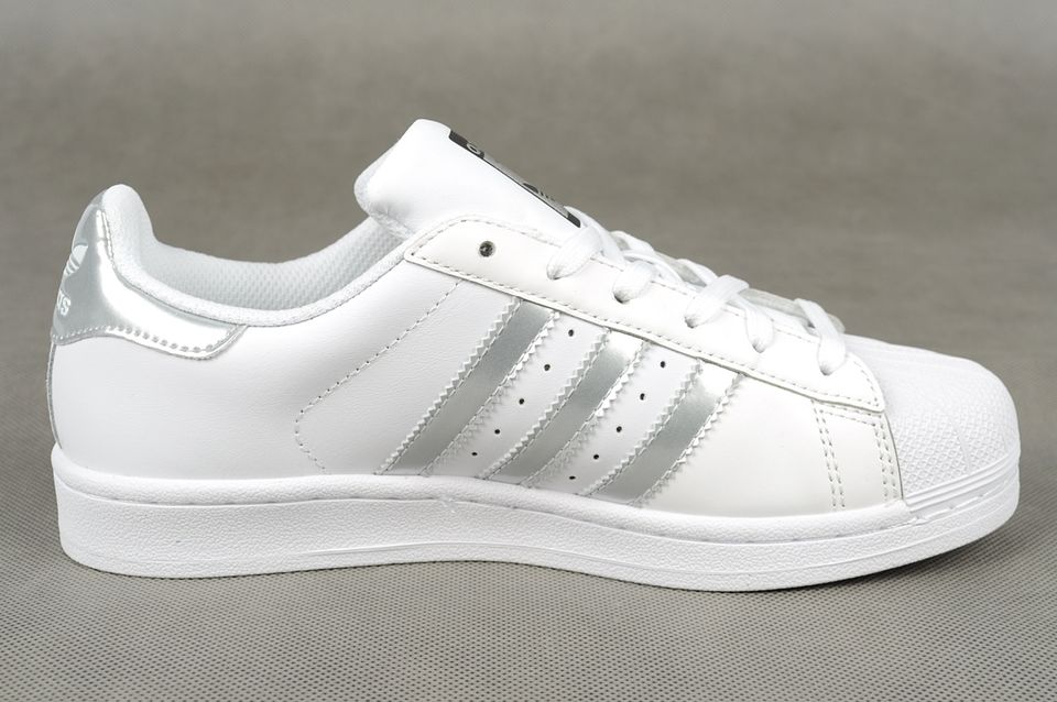 ADIDAS SUPERSTAR SILVER Gr 38 2/3 EU;UK5,5:NEU!OVP!UVP89€ nur79€ in Köln