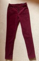 Cordhose weinrot feincord Cordsamt gr. 34 yessica Neu Nordrhein-Westfalen - Moers Vorschau