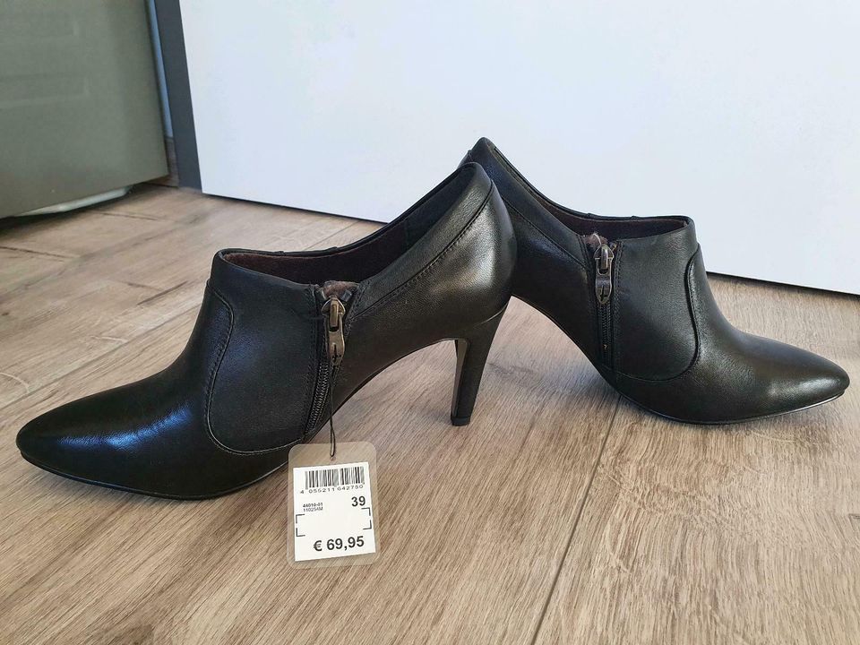 *NEU* Tamaris Halbschuhe mit Absatz in Mönchenholzhausen