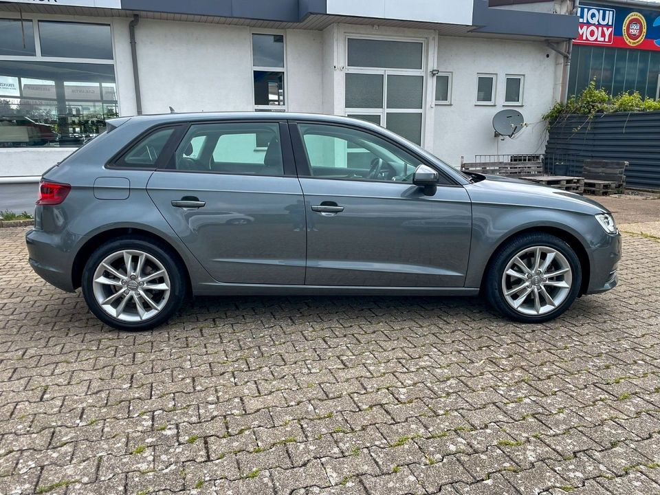 Audi A3 Sportback | MMI | Xenon | Sitzheiz. | uvm. in Lauffen