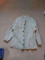 STRICKJACKE Handarbeit Hessen - Fuldatal Vorschau