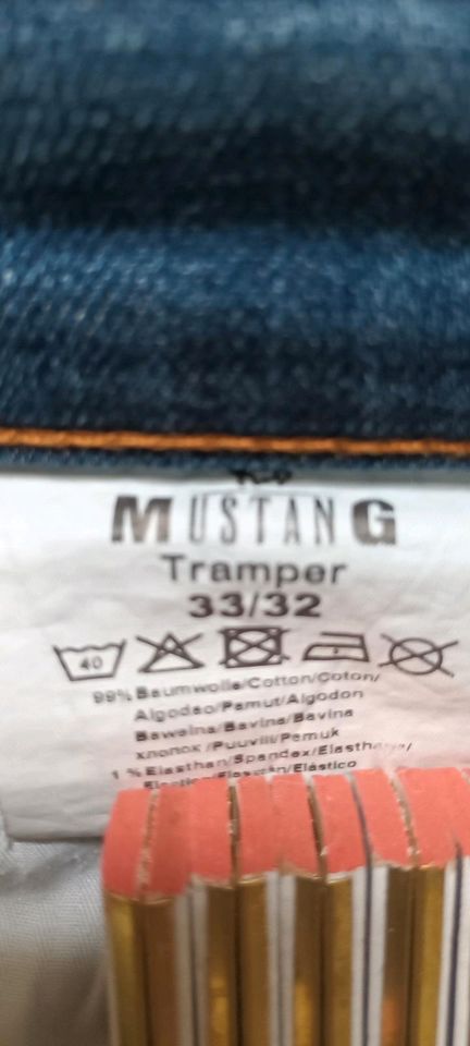 Herren Jeans Mustang Gr 33/32 Neuwertig in Bad Freienwalde