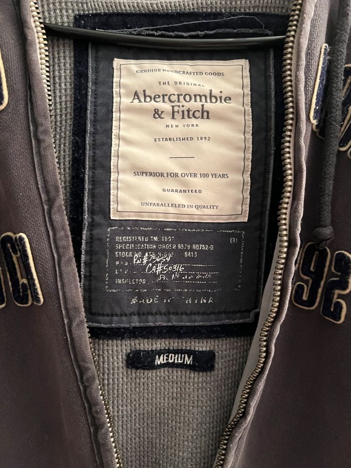 Abercrombie & Fitch Zip-Hoodie in Neu-Isenburg