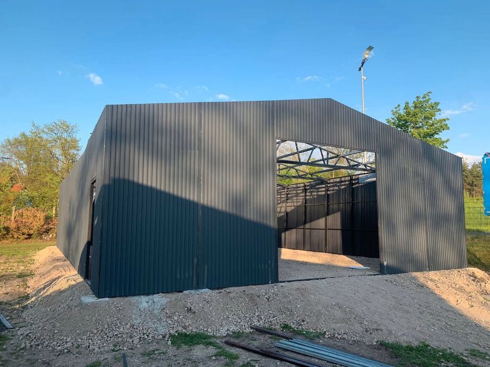 Fertighalle/Stahlhalle/Lager Garage nach Maß für Maschiene/Autos in Ansbach