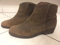 Kickers Boots Stiefeletten Ankle Booties Wildleder Leder 40 braun Brandenburg - Falkenberg/Elster Vorschau