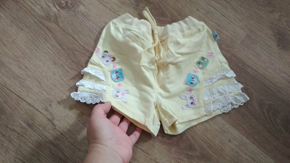 Kinder Baby Bekleidung Kappe Mütze gebraucht je Stück 3 Euro in Coburg