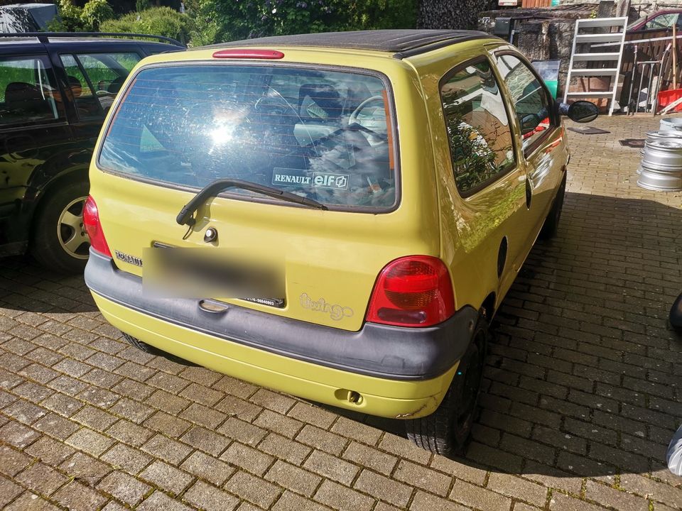 Renault Twingo ohne TüV in Heppenheim (Bergstraße)