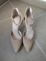 Damen Sandalen beige gr 37 echt Leder Bayern - Rotthalmünster Vorschau