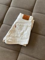 Levis Shorts 24 weiß Bayern - Elsenfeld Vorschau