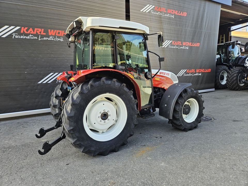 Steyr Kompakt 375 A Basis Traktor/Schlepper in Achberg