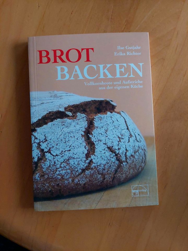 Brotbackbuch neu in Weener