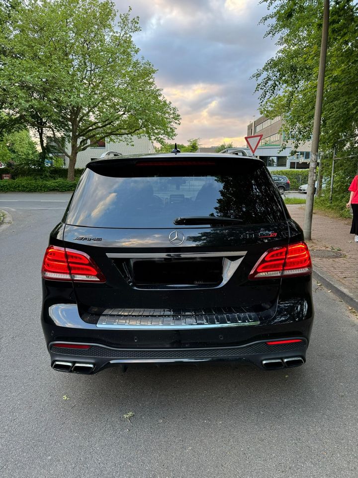 Mercedes Benz GLE 63 AMG Voll Top in Hamburg