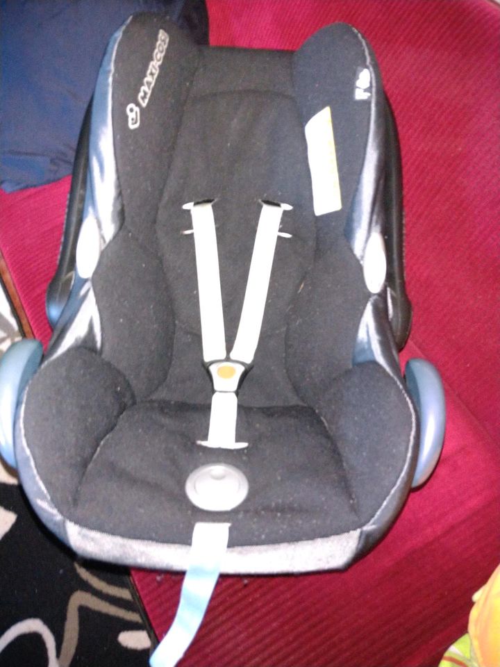 Maxi Cosi Babyschale in Altenberg Sachs