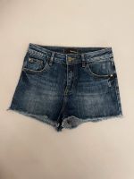 Jeansshorts Tally Weijl Größe 32/xxs Nordrhein-Westfalen - Plettenberg Vorschau