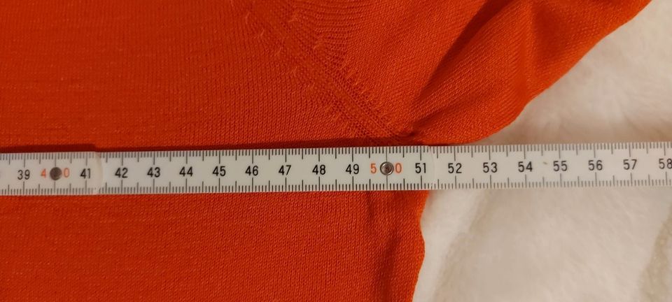 Pullover rot H&M Größe S  V-Ausschnitt in Tüttleben