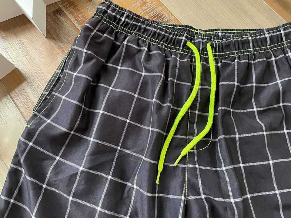 ♥️ Nkd ♥️ Short kurze Hose S in Schwieberdingen