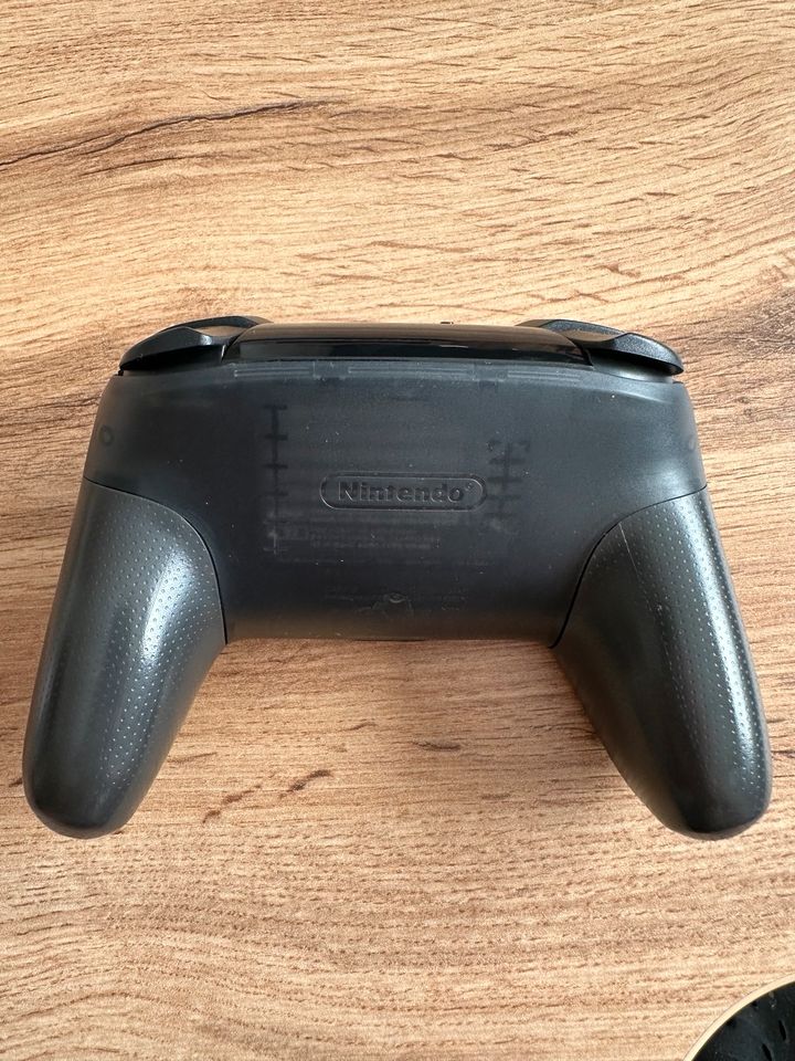 Nintendo Switch Pro Controller wie Neu in Weißenburg in Bayern