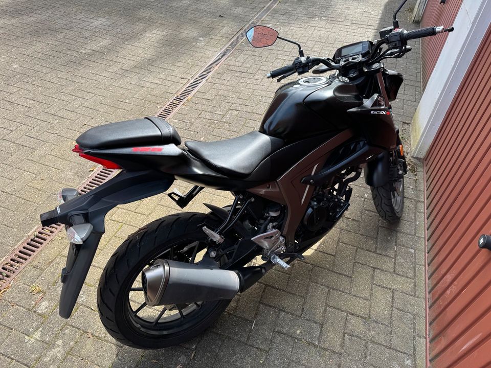 Suzuki A1*GSX-S 125*TÜV NEU in Buxtehude