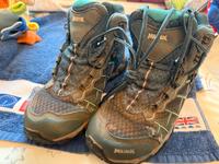 Meindl Wanderschuhe Gr.37 mit leichten Beschädigungen Rheinland-Pfalz - Freudenburg Vorschau