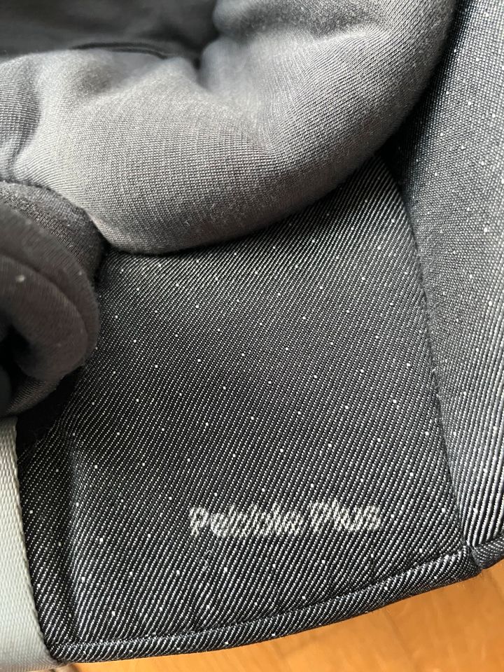 Maxi Cosi 2 Way Fix Pebble plus in Essen