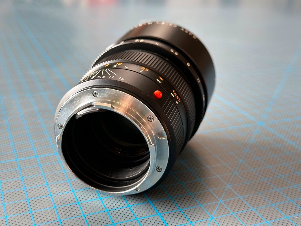 Leica APO Summicron-M 2/90mm ASPH #11884 TOP ZUSTAND mit Zubehör in Berlin