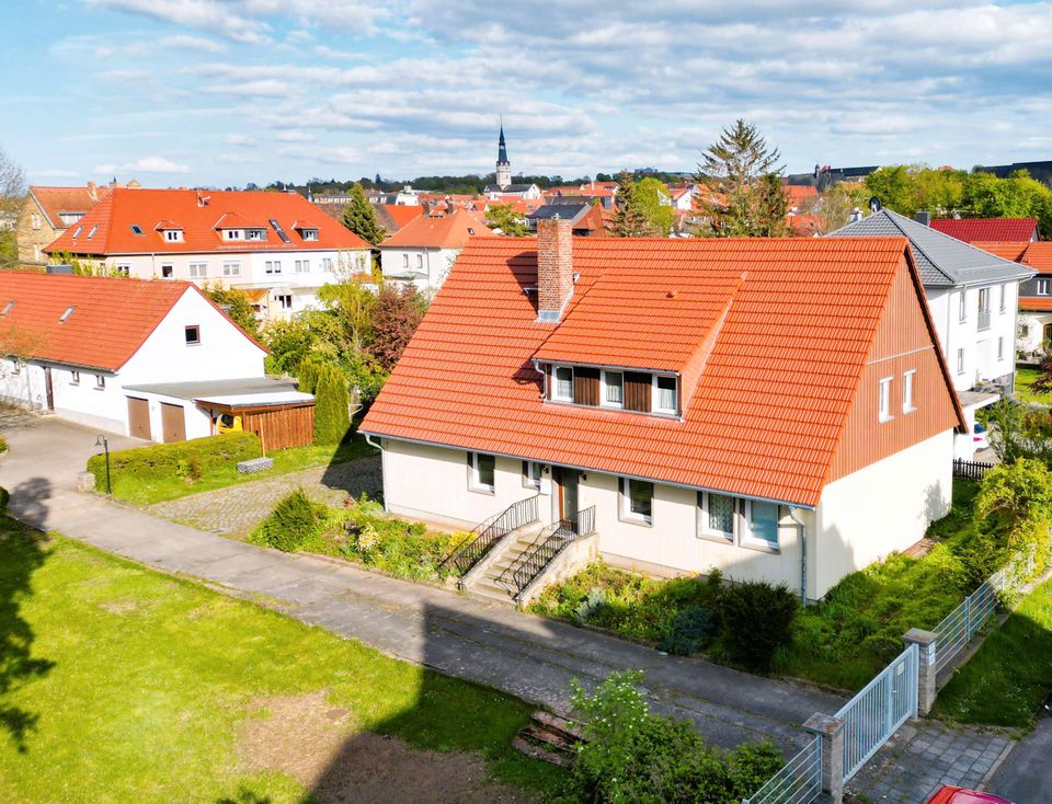 Zweifamilienhaus in Sangerhausen zu verkaufen, Karl-Miehe-Straße in Sangerhausen