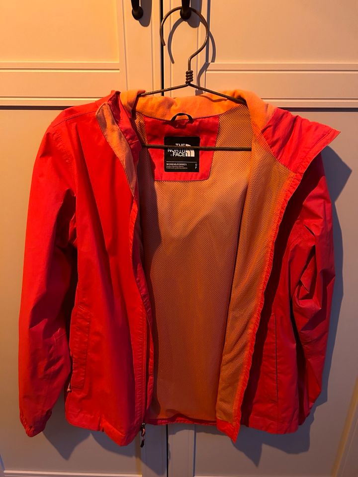 The north face Jacke Gr. S in Oberhausen