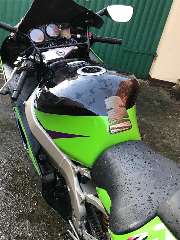 Kawasaki ZX9R Ninja in Stendal