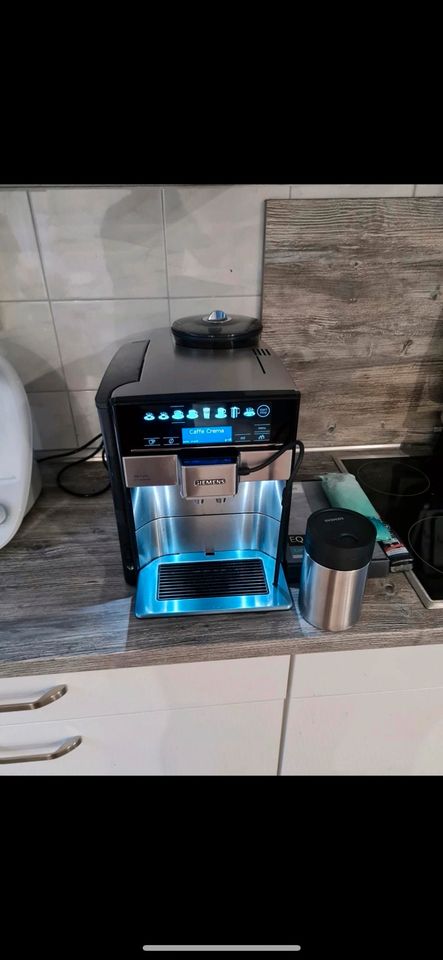 Suche Defekte Kaffeevollautomat/Kaffevollautomat in Bremen