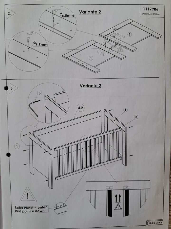 Babybett zum Umbau für Jugendbett mit hochwertiger Matratze. in Melsbach