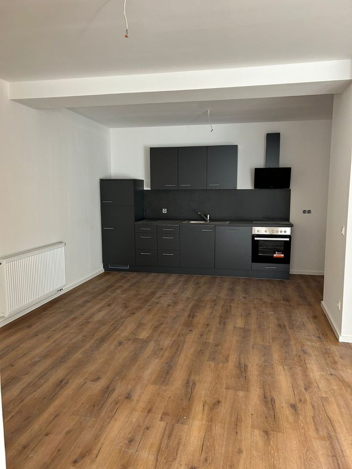 Wunderschöne 2-Zimmer Wohnung mit Einbauküche in Wiesbaden