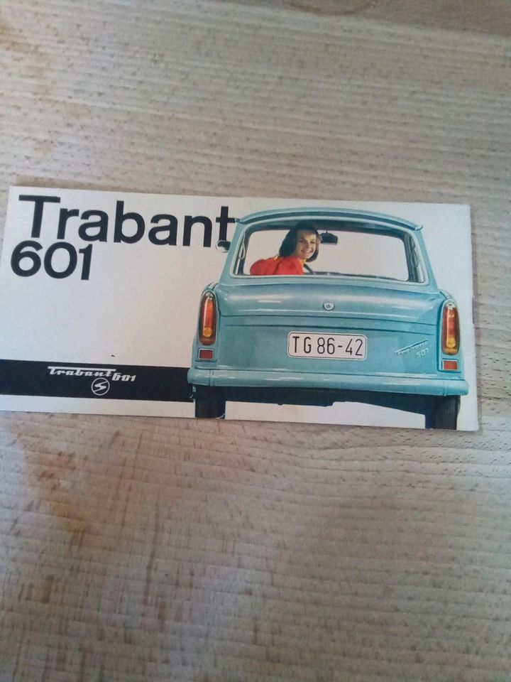 Prospekt von Trabant 601 in Pfaffing